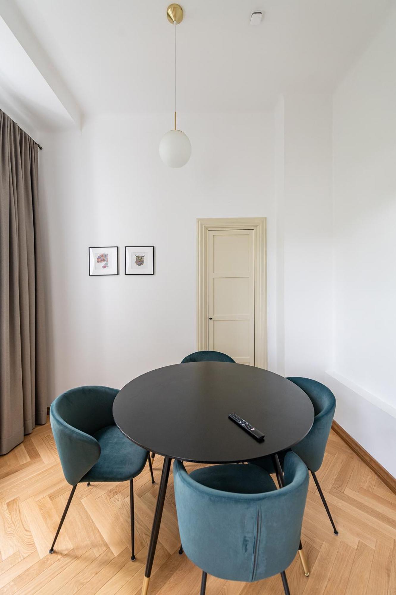Park Avenue Apartments By Hostlovers Kaunas Buitenkant foto